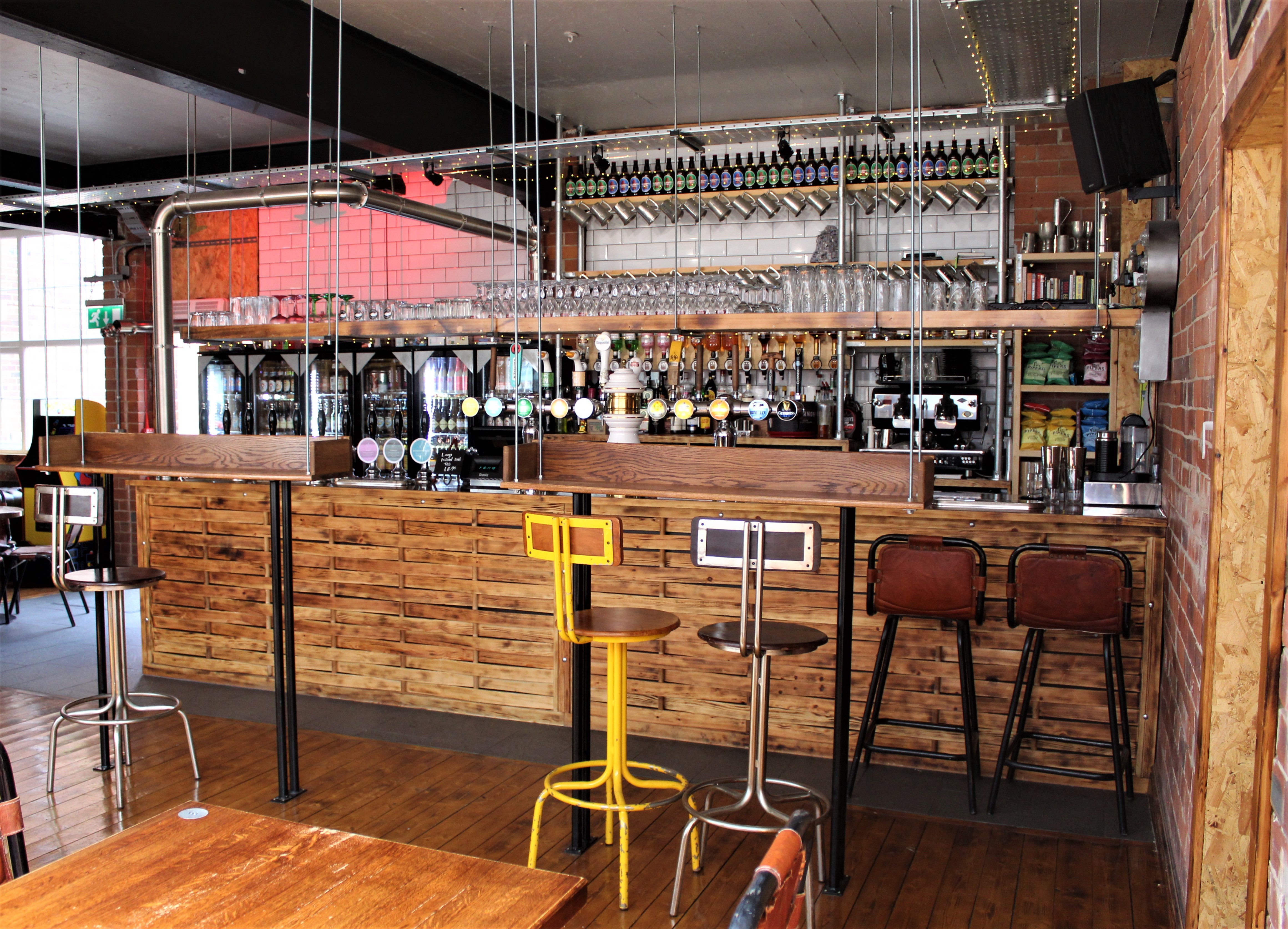 CAMRA | Perch, Sheffield - Dead Parrot Brewery Taproom